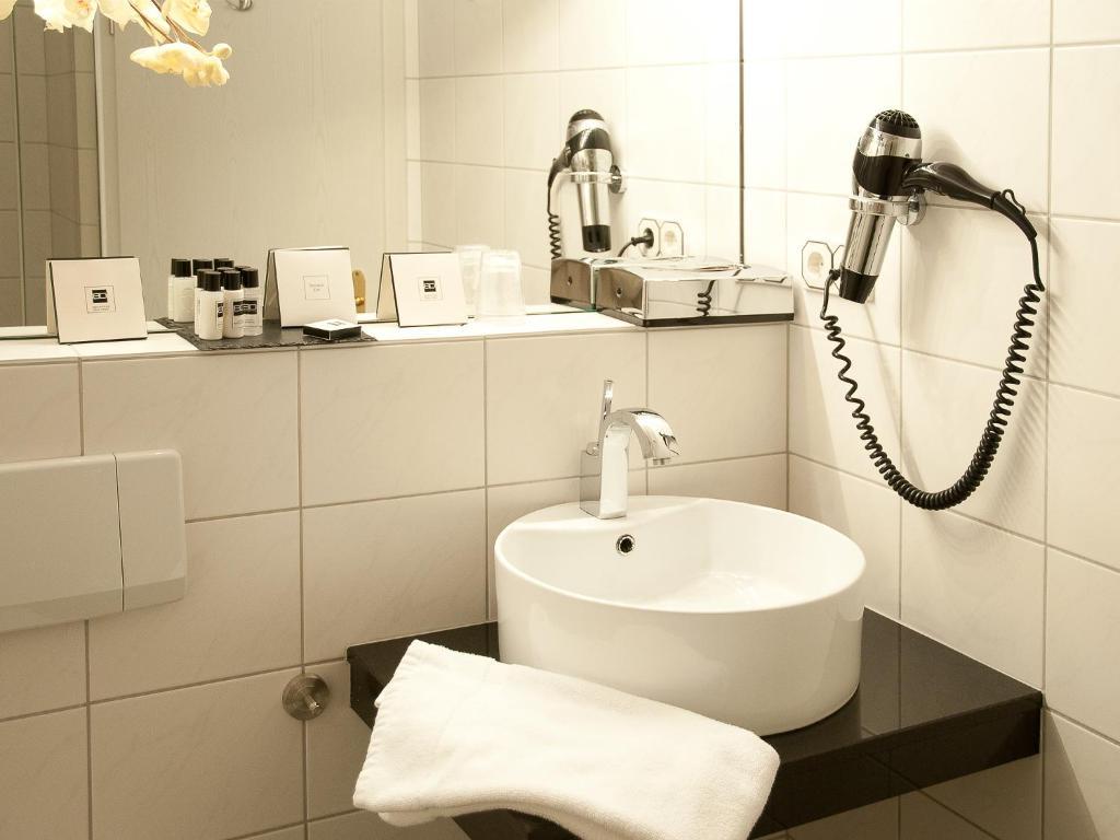 Amethyst Hotel Garni Lueneburg Deutsch Evern Bilik gambar
